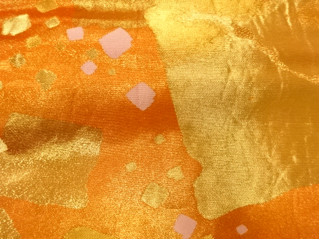  破れ色紙模様織出し丸帯